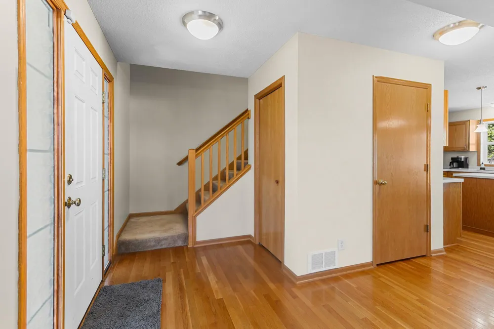 379 Wheelock Parkway E Saint Paul, MN 55130