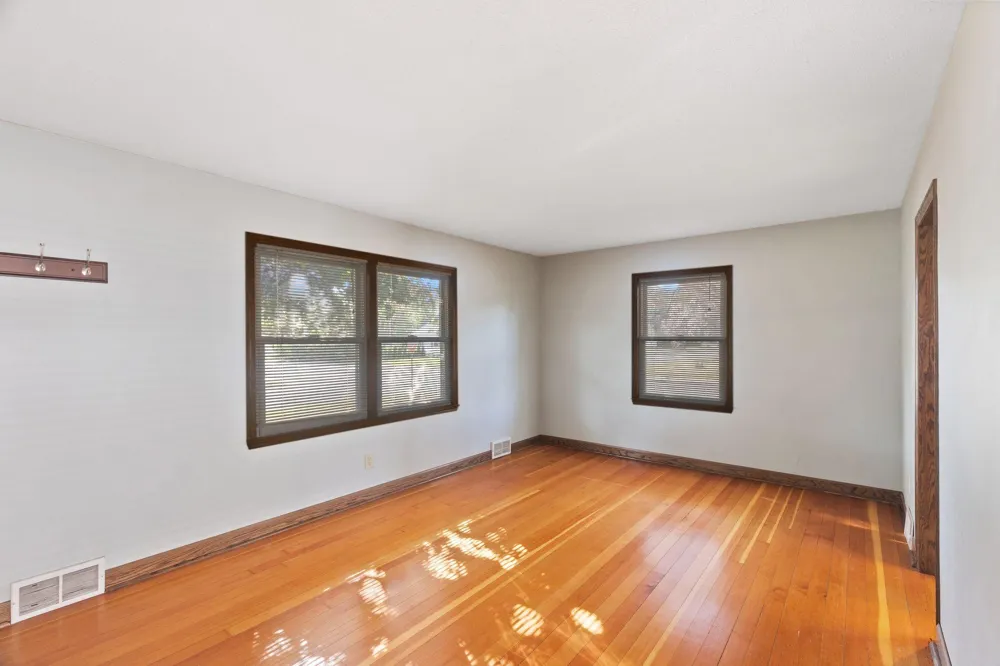 8542 3rd Avenue S Bloomington, MN 55420
