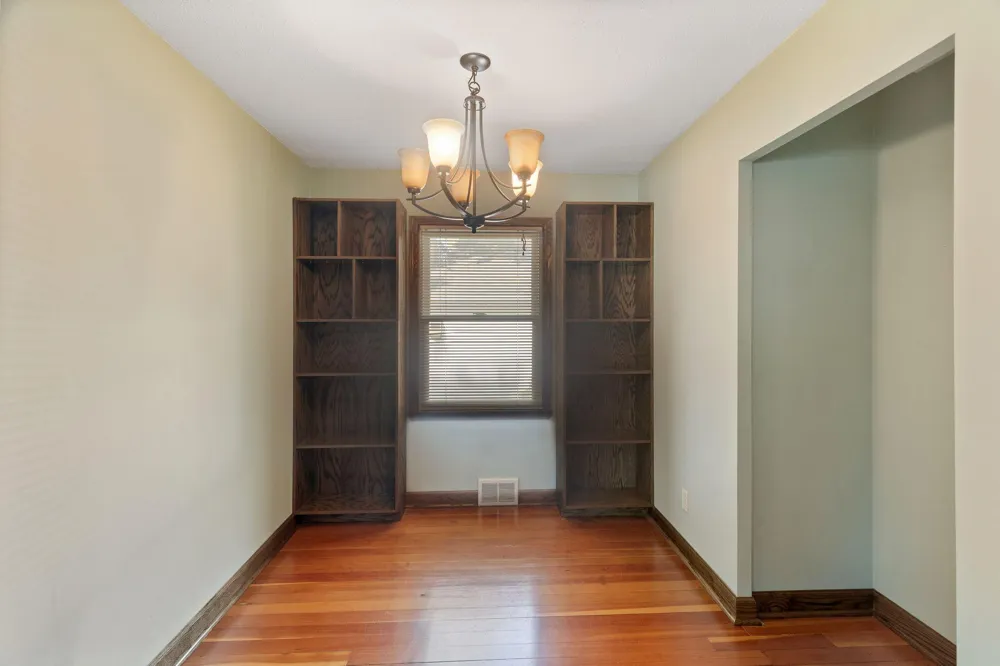 8542 3rd Avenue S Bloomington, MN 55420