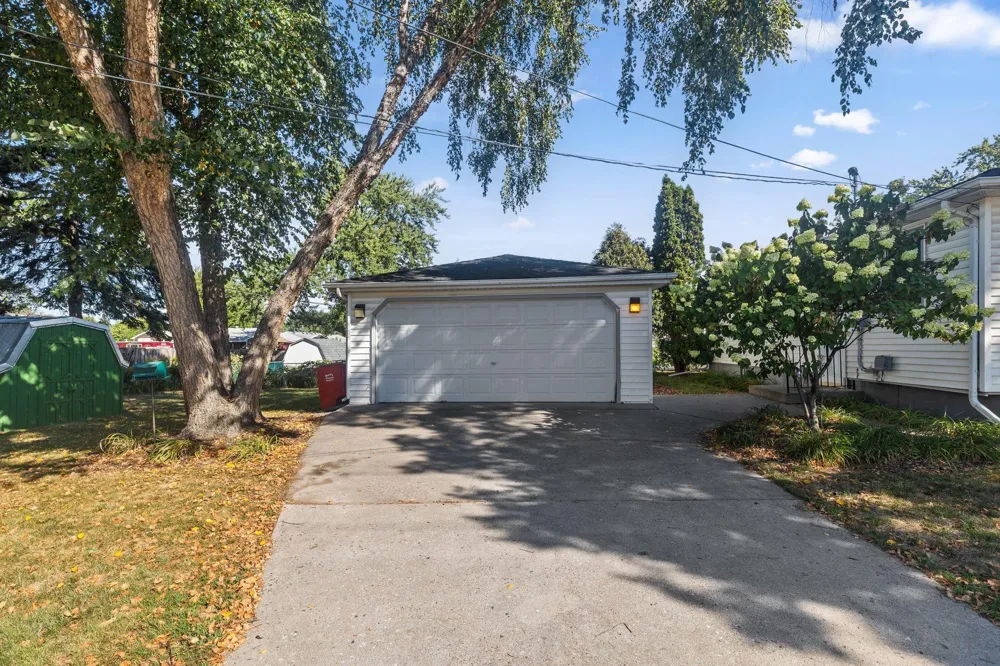 8542 3rd Avenue S Bloomington, MN 55420