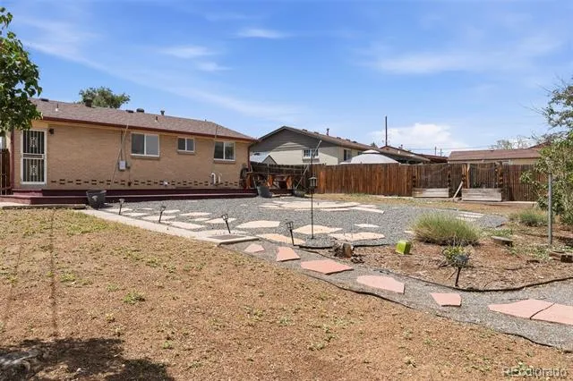 6978 Kidder Drive Denver, CO 80221