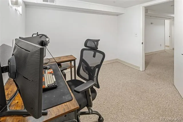 6978 Kidder Drive Denver, CO 80221