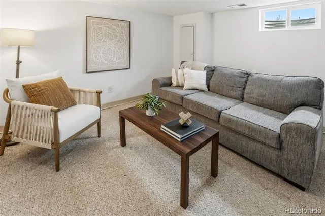 6978 Kidder Drive Denver, CO 80221