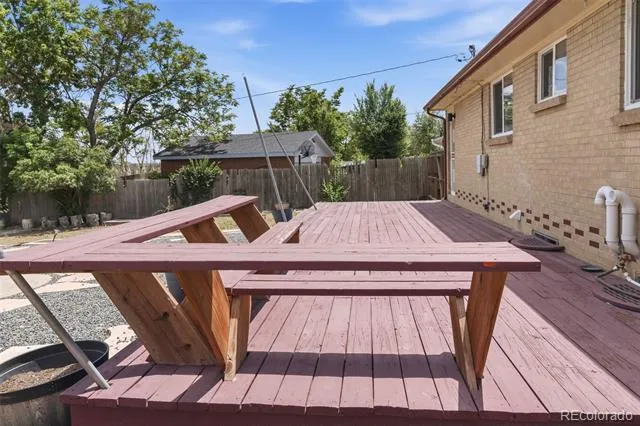 6978 Kidder Drive Denver, CO 80221