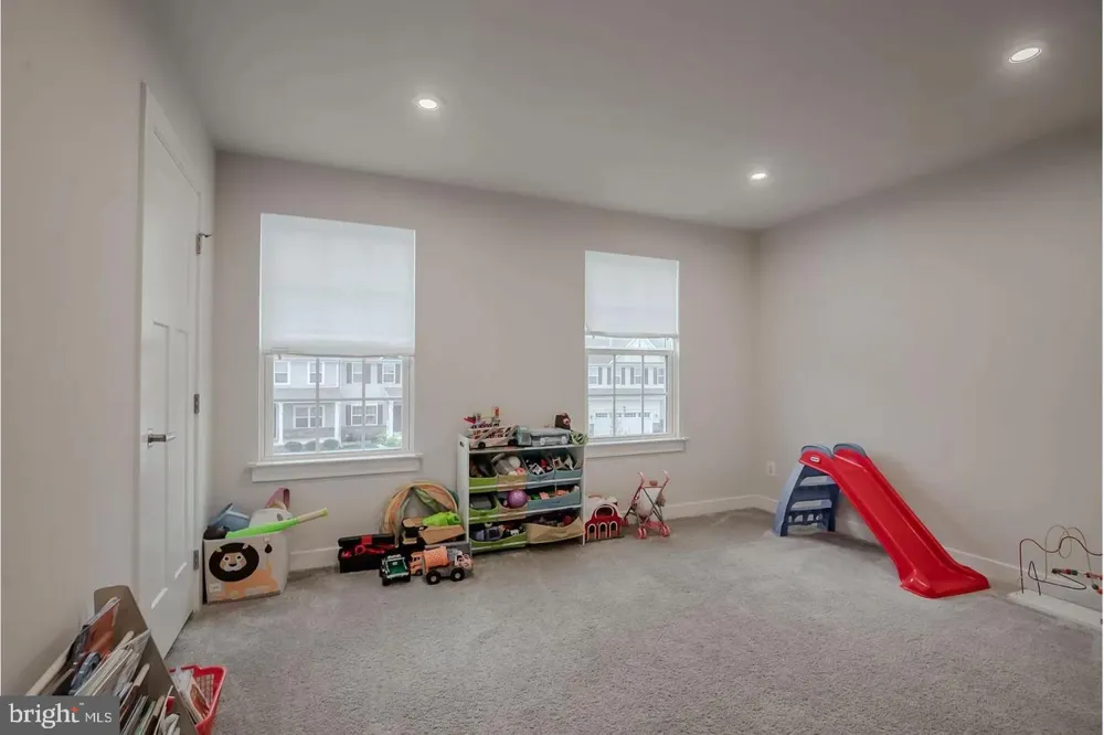 219 FELIX DRIVE Newark, DE 19713