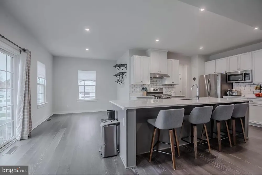 219 FELIX DRIVE Newark, DE 19713