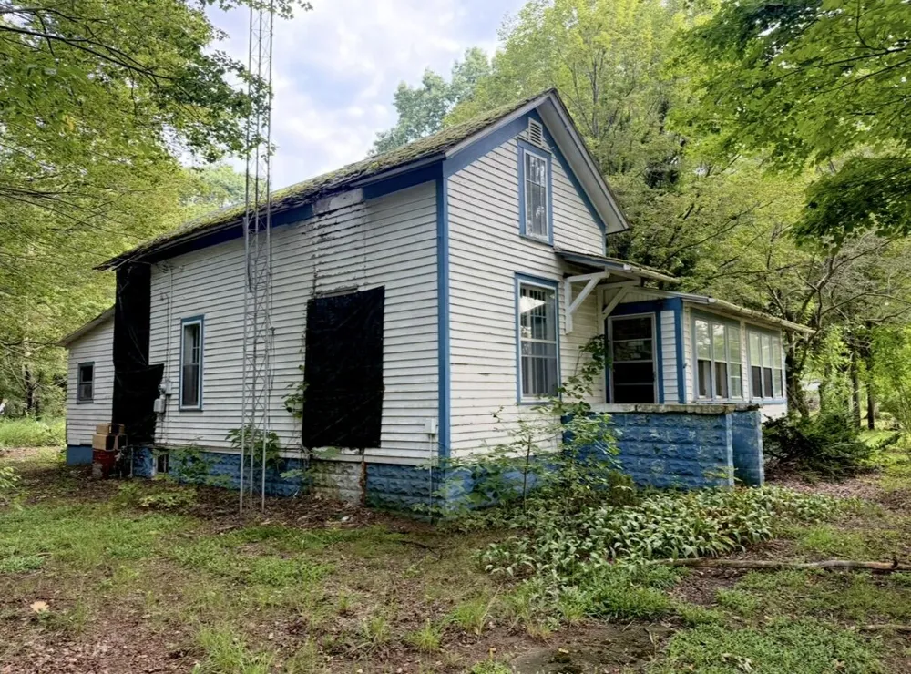 3384 Riverside Road Benton Harbor, MI 49022