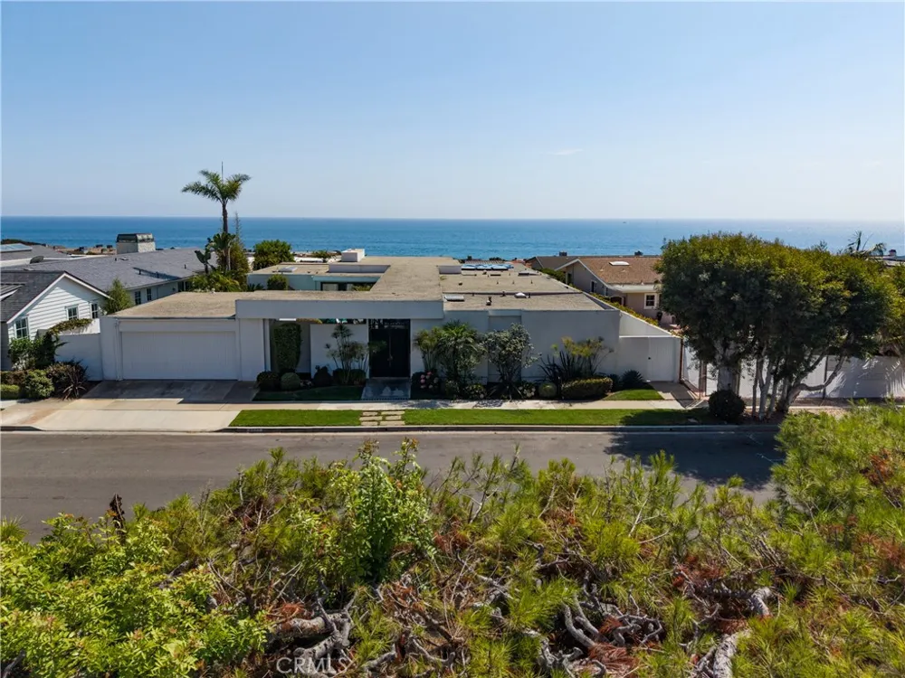 4521 Fairfield Drive Corona del Mar, CA 92625
