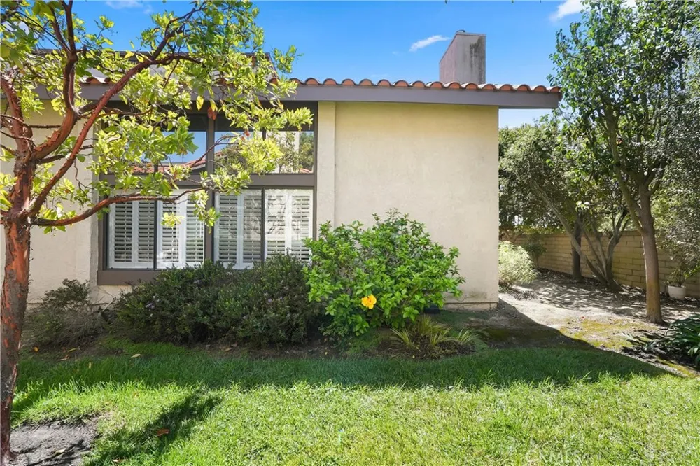 8272 Roma Drive #35 Huntington Beach, CA 92646