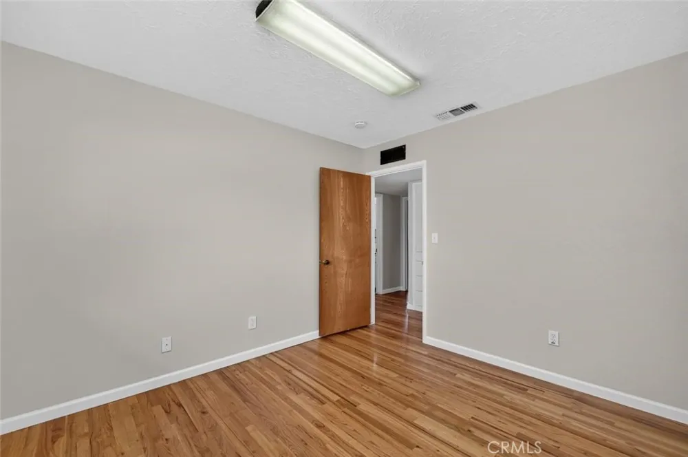 75 W Sierra Clovis, CA 93612