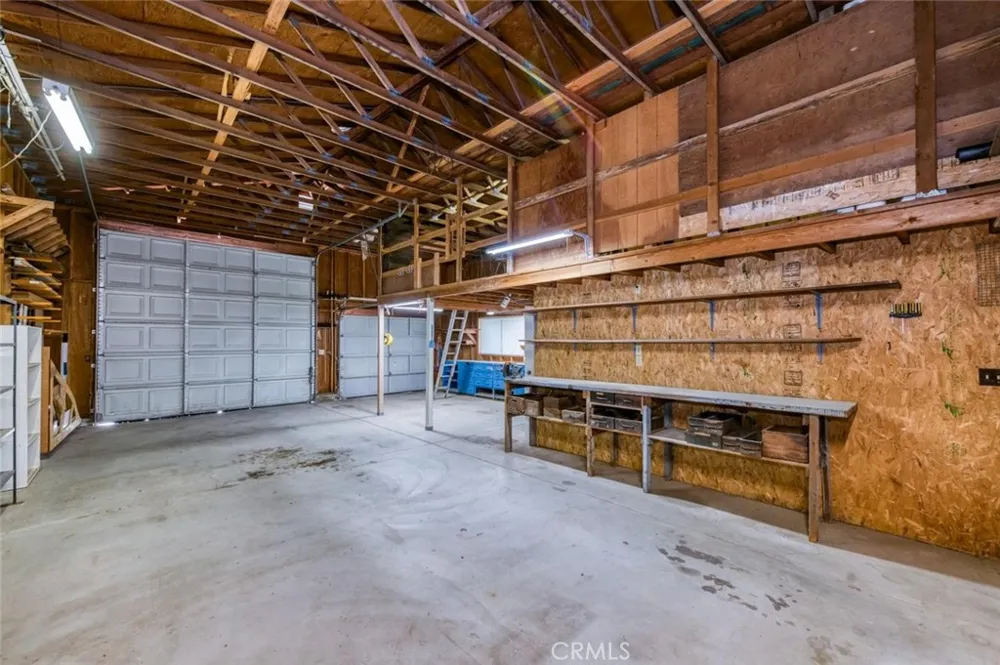 75 W Sierra Clovis, CA 93612