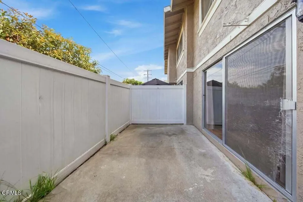 31 Bahia Circle Santa Paula, CA 93060
