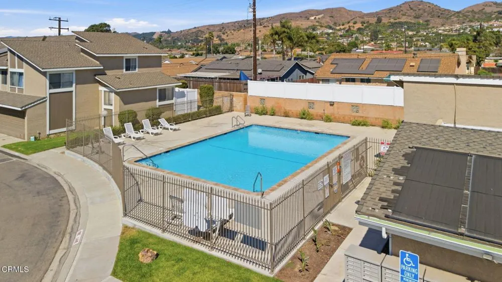 31 Bahia Circle Santa Paula, CA 93060