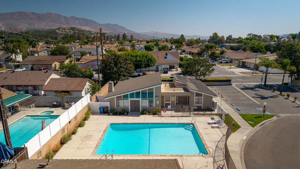 31 Bahia Circle Santa Paula, CA 93060