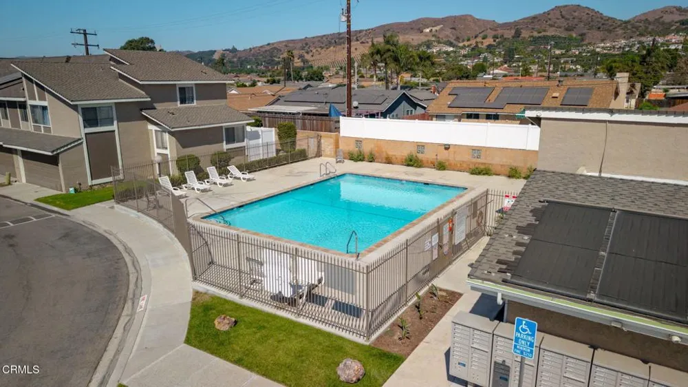 31 Bahia Circle Santa Paula, CA 93060