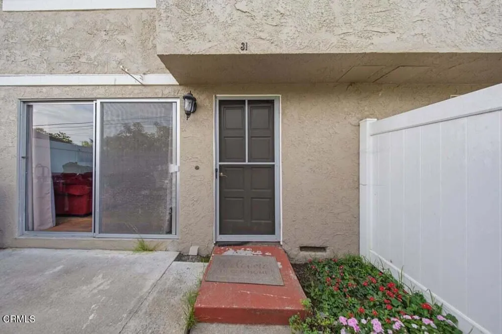 31 Bahia Circle Santa Paula, CA 93060