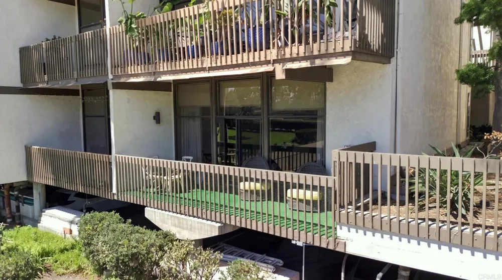 9126 Marina Pacifica Drive Long Beach, CA 90803