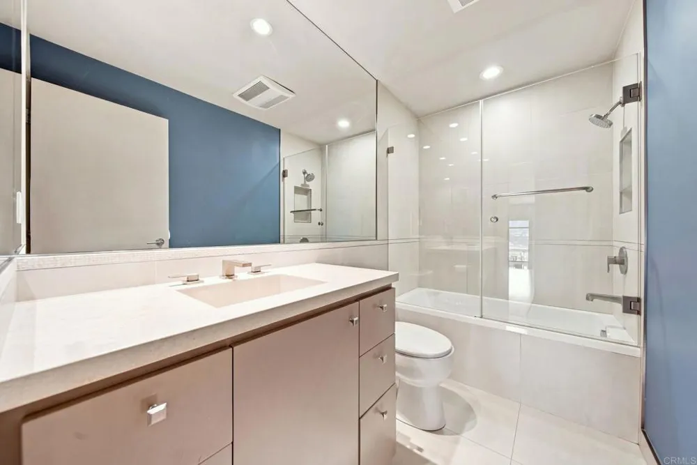 9126 Marina Pacifica Drive Long Beach, CA 90803