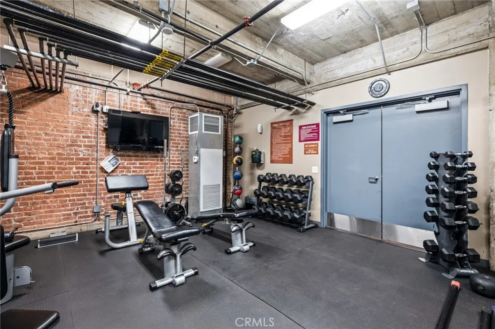 835 Locust #524 Long Beach, CA 90813