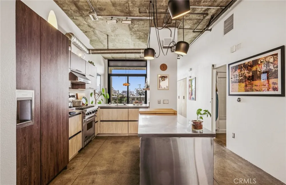 835 Locust #524 Long Beach, CA 90813