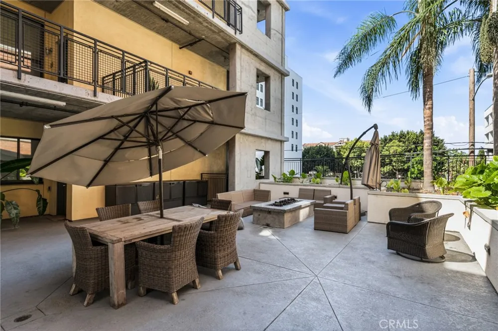 835 Locust #524 Long Beach, CA 90813