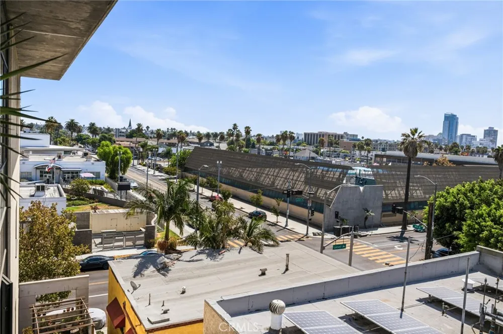 835 Locust #524 Long Beach, CA 90813