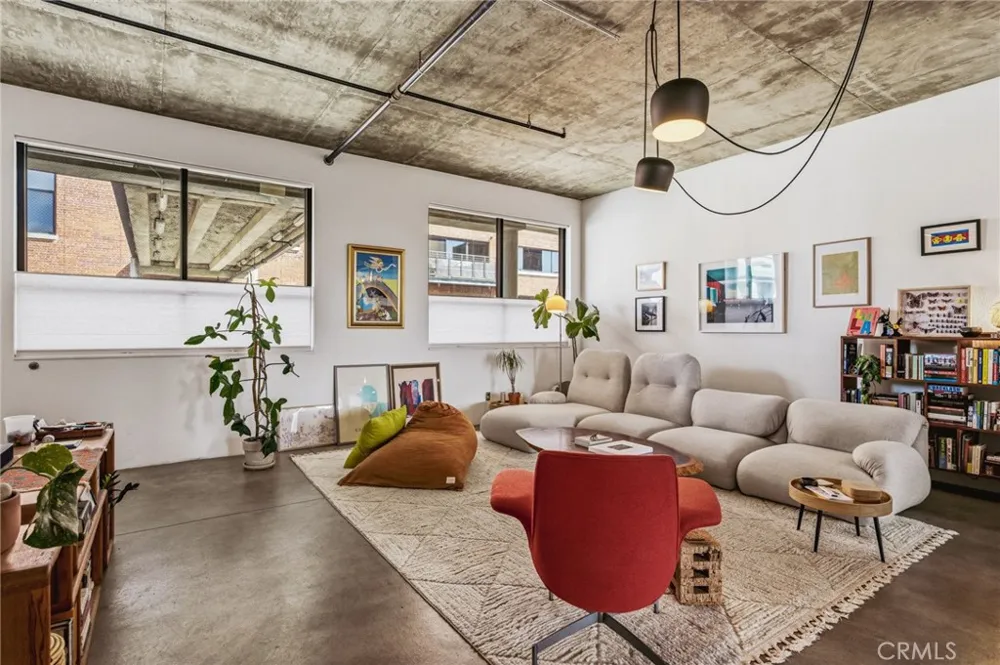 835 Locust #524 Long Beach, CA 90813