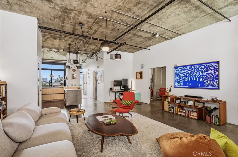 835 Locust #524 Long Beach, CA 90813