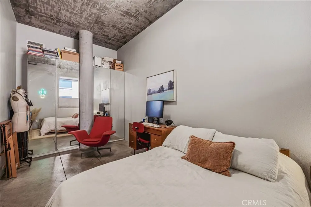 835 Locust #524 Long Beach, CA 90813