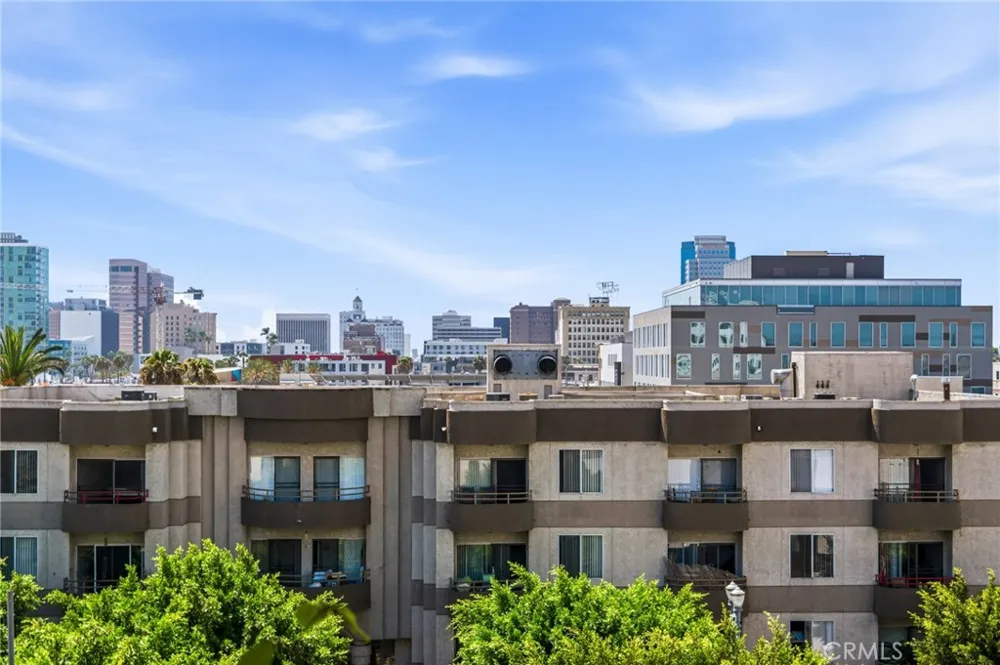 835 Locust #524 Long Beach, CA 90813