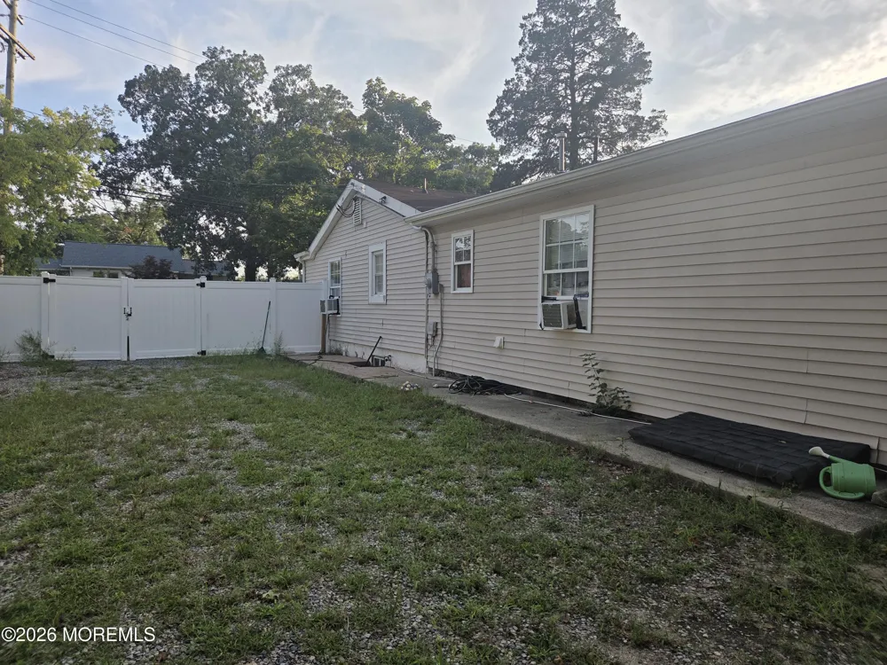 211 Magnolia Avenue Toms River, NJ 08757