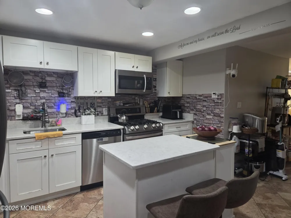 211 Magnolia Avenue Toms River, NJ 08757