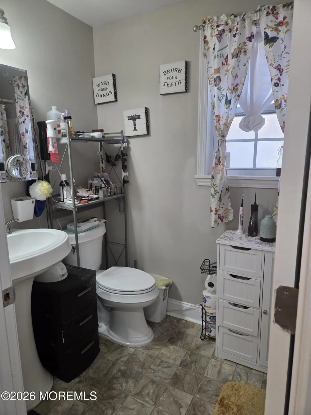 211 Magnolia Avenue Toms River, NJ 08757
