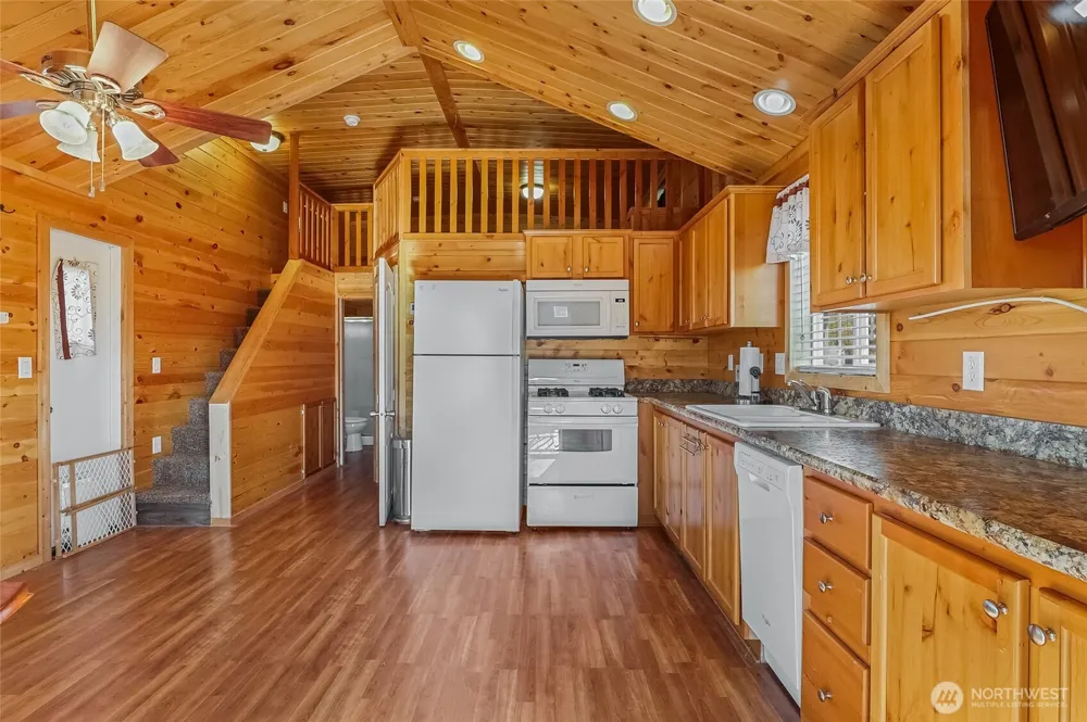 15561 State Hwy 262 #354 Warden, WA 98857