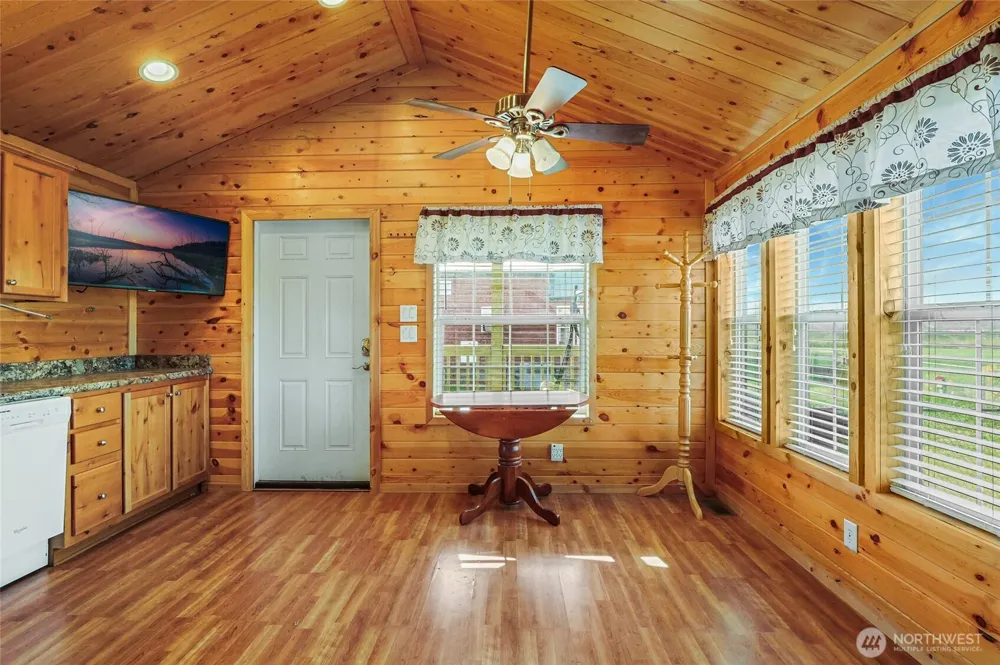 15561 State Hwy 262 #354 Warden, WA 98857