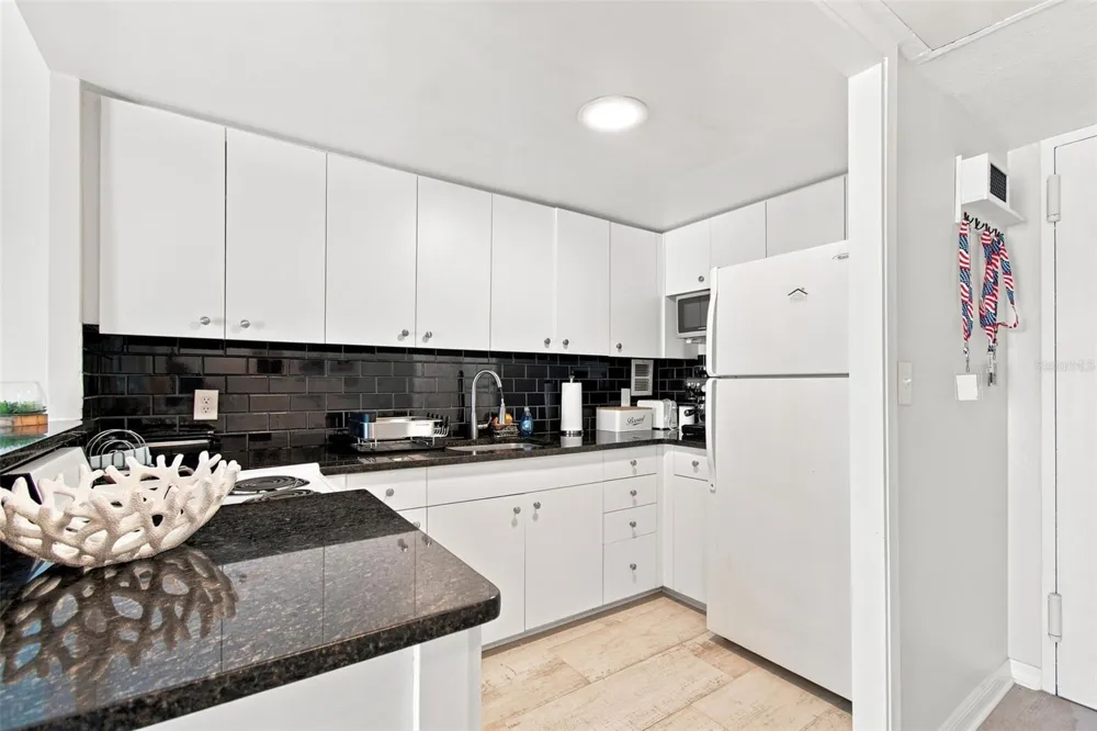 880 MANDALAY AVENUE #S507 Clearwater, FL 33767