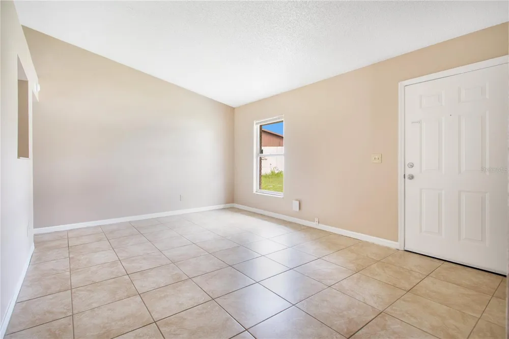 2610 ADELA AVENUE Orlando, FL 32826