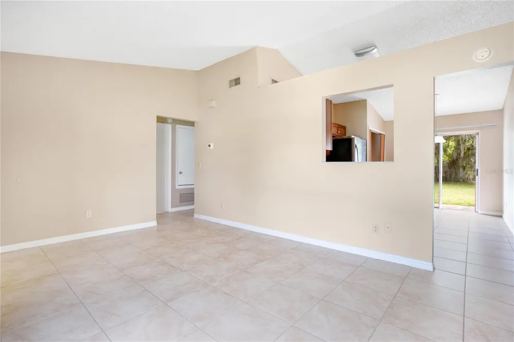 2610 ADELA AVENUE Orlando, FL 32826