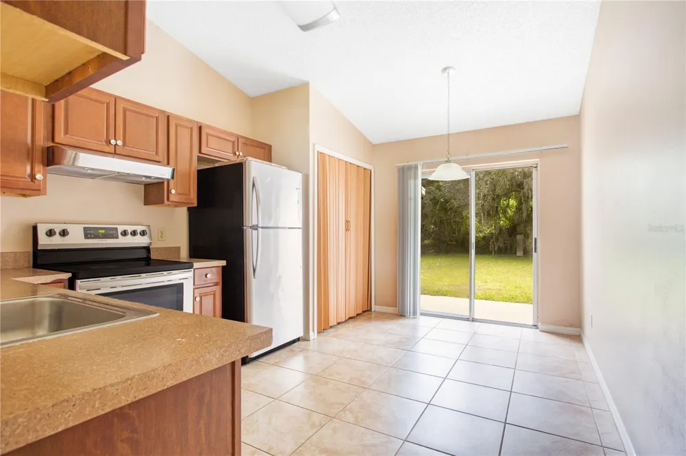 2610 ADELA AVENUE Orlando, FL 32826