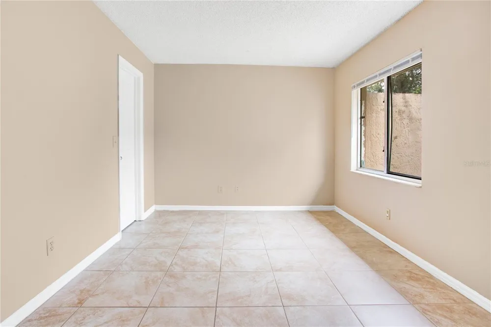 2610 ADELA AVENUE Orlando, FL 32826