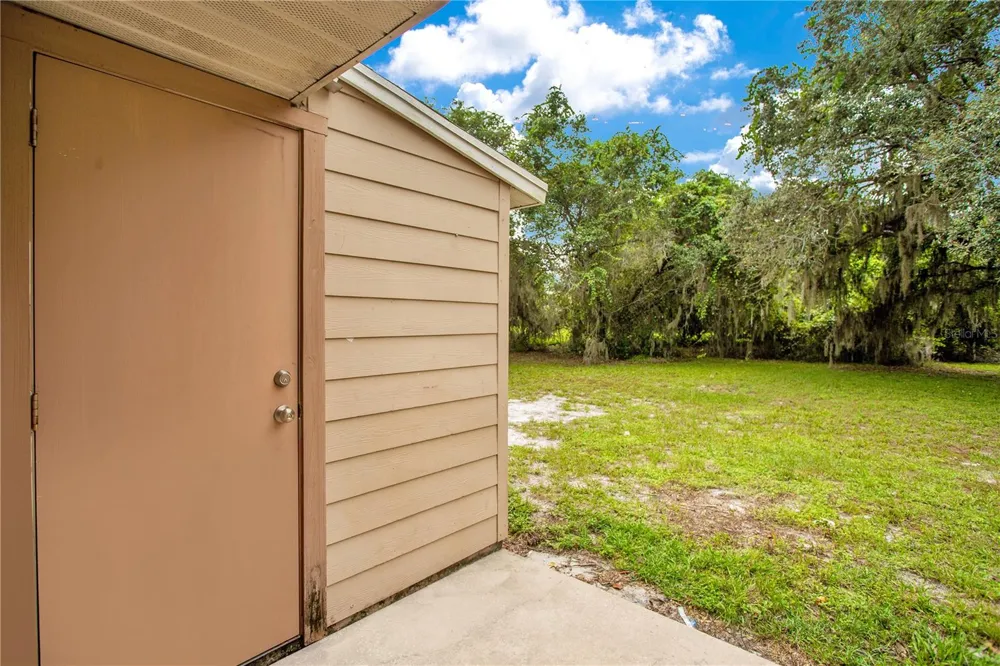 2610 ADELA AVENUE Orlando, FL 32826