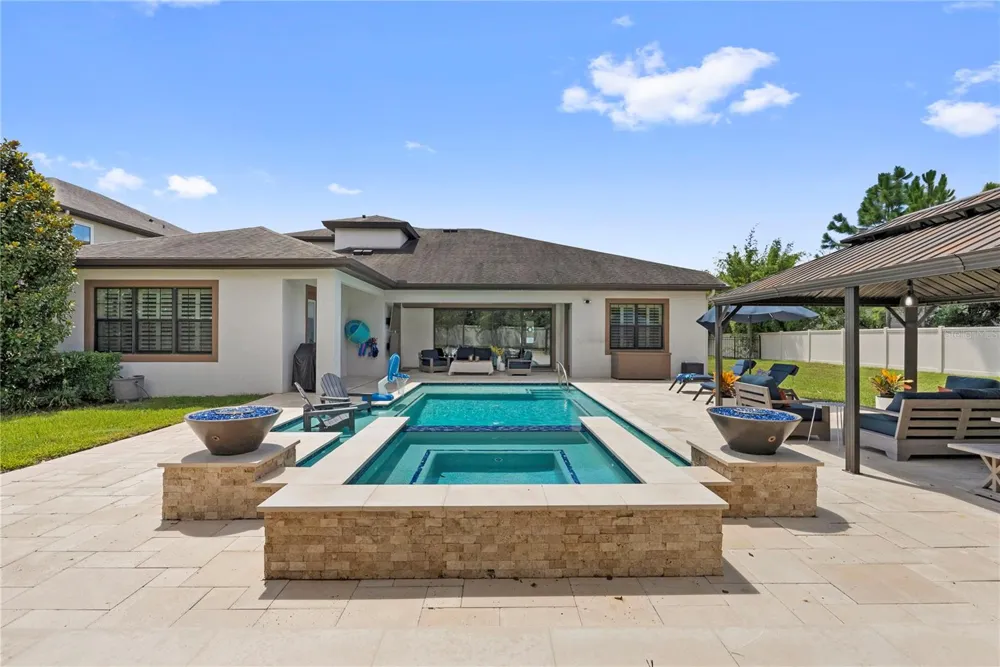 1404 HAMLIN RIDGE AVENUE Valrico, FL 33596