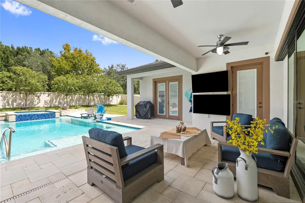 1404 HAMLIN RIDGE AVENUE Valrico, FL 33596