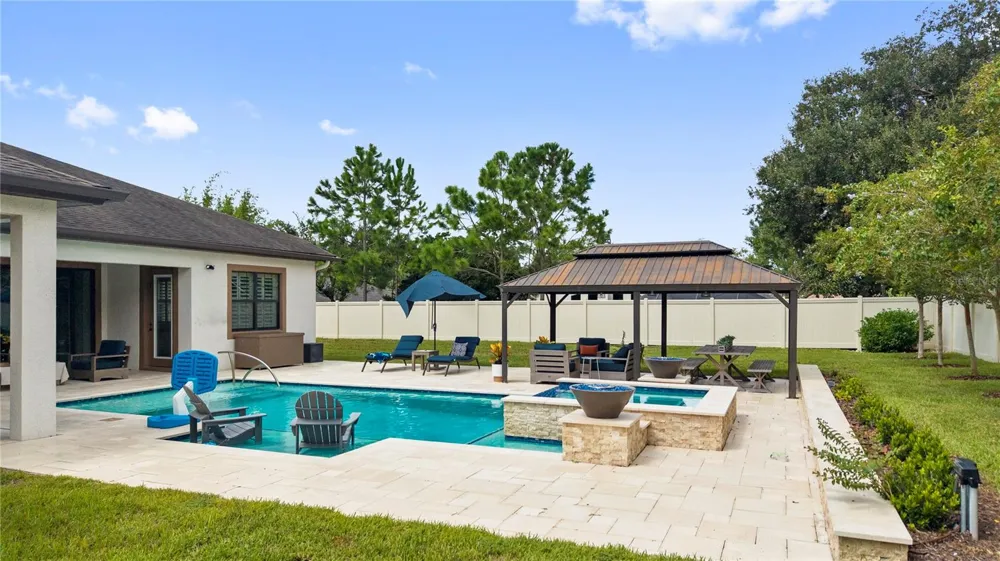 1404 HAMLIN RIDGE AVENUE Valrico, FL 33596