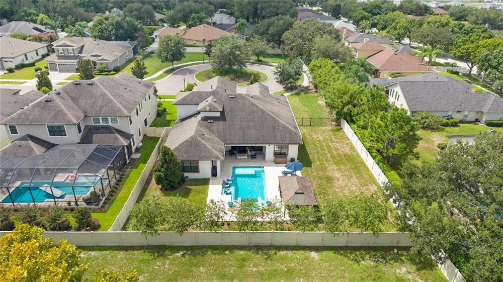 1404 HAMLIN RIDGE AVENUE Valrico, FL 33596