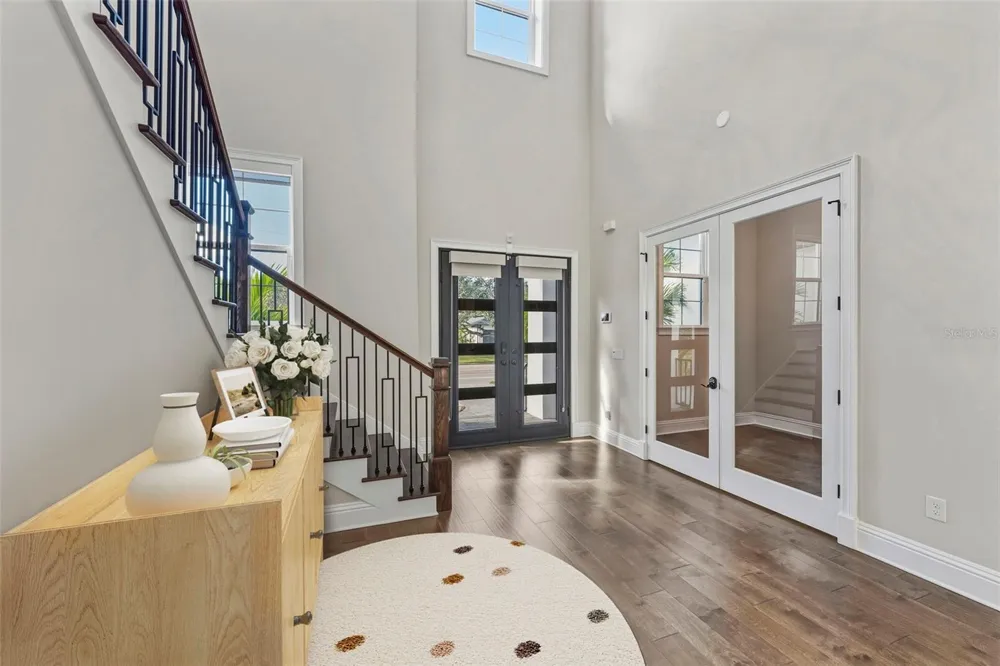 481 W DAVIS BOULEVARD Tampa, FL 33606