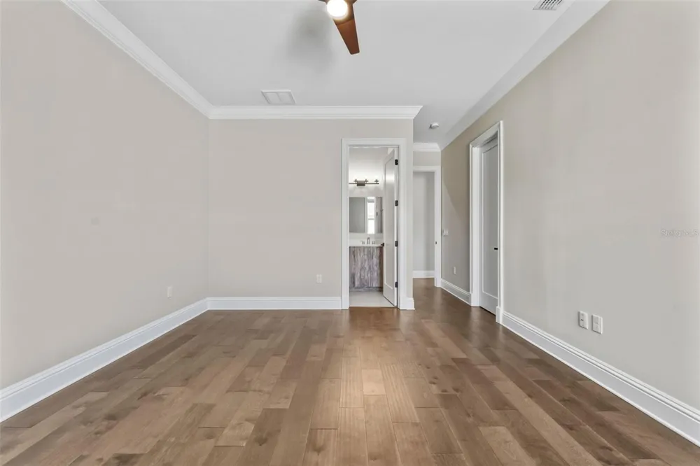 481 W DAVIS BOULEVARD Tampa, FL 33606