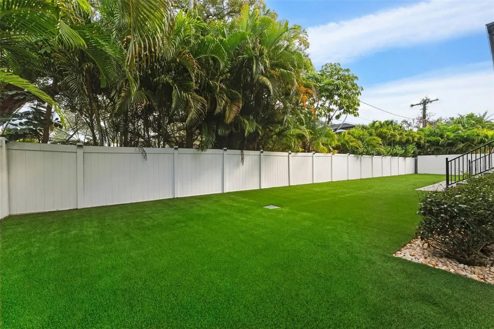 481 W DAVIS BOULEVARD Tampa, FL 33606