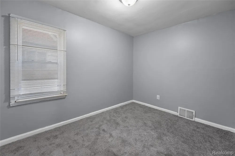 14822 Kentfield Street Detroit City, MI 48223
