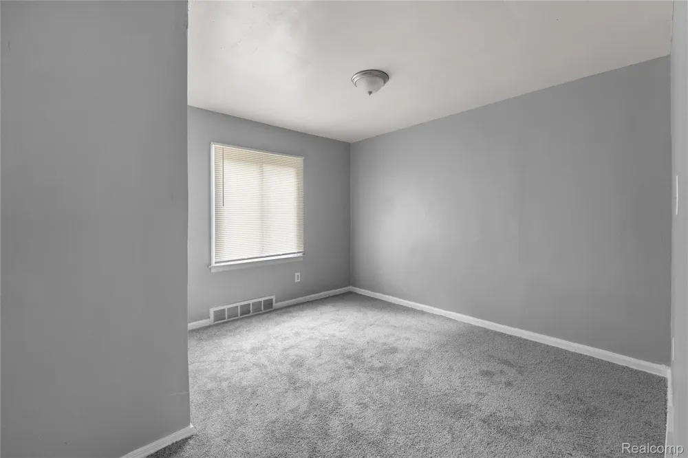14822 Kentfield Street Detroit City, MI 48223